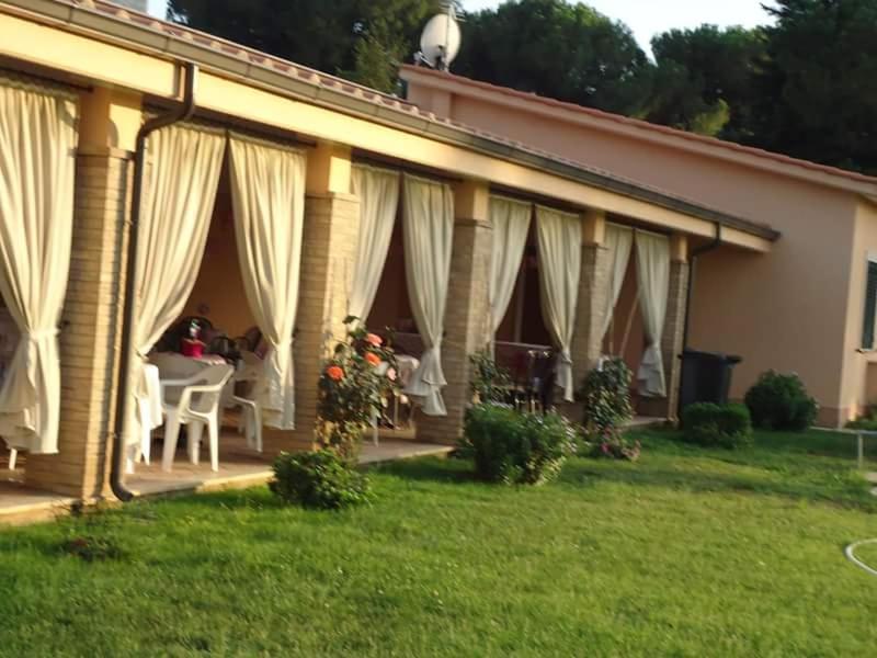 La Tenuta Del Passero Le Ferriere Екстериор снимка